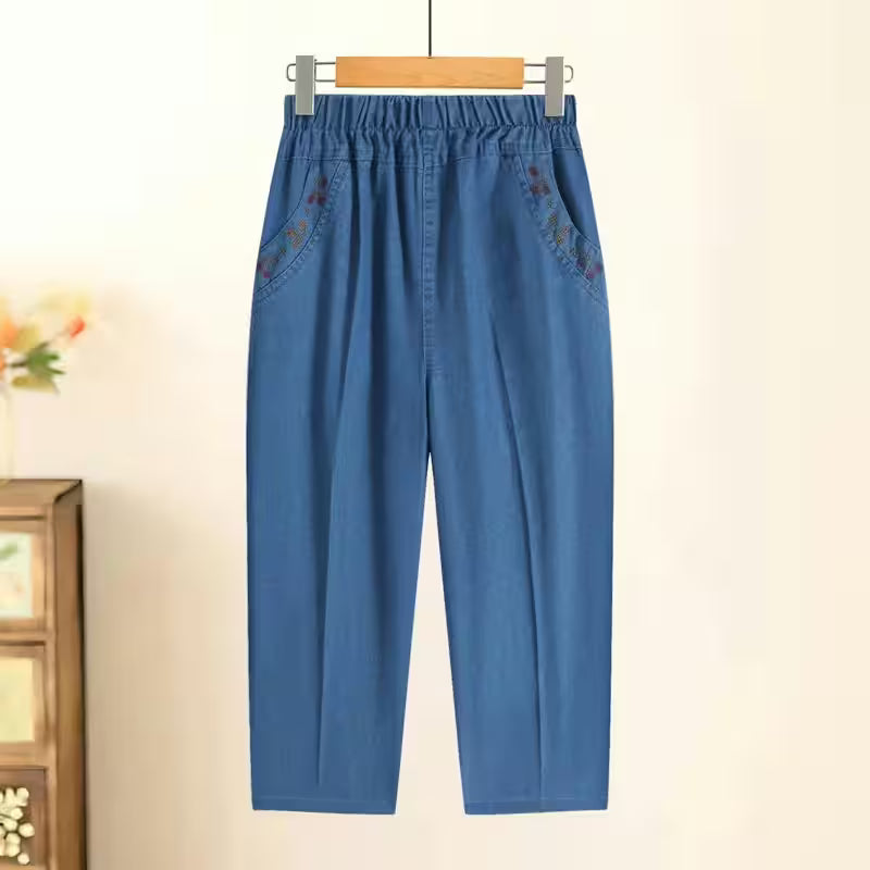 Plus size cropped jeans Pants Casual - Additional View 3