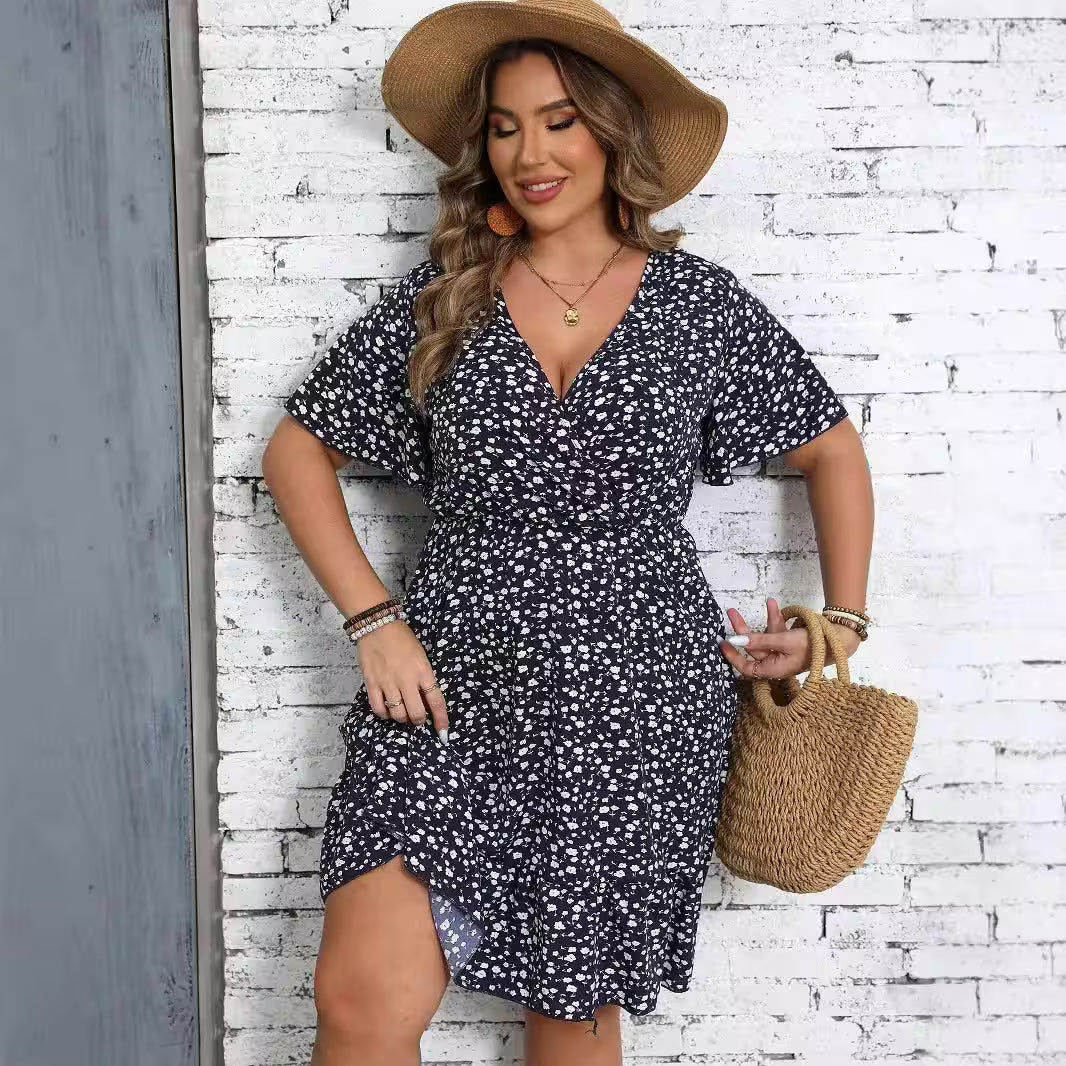 Dresses - Large-size Floral Short-sleeved Package V-neck A-line Dress