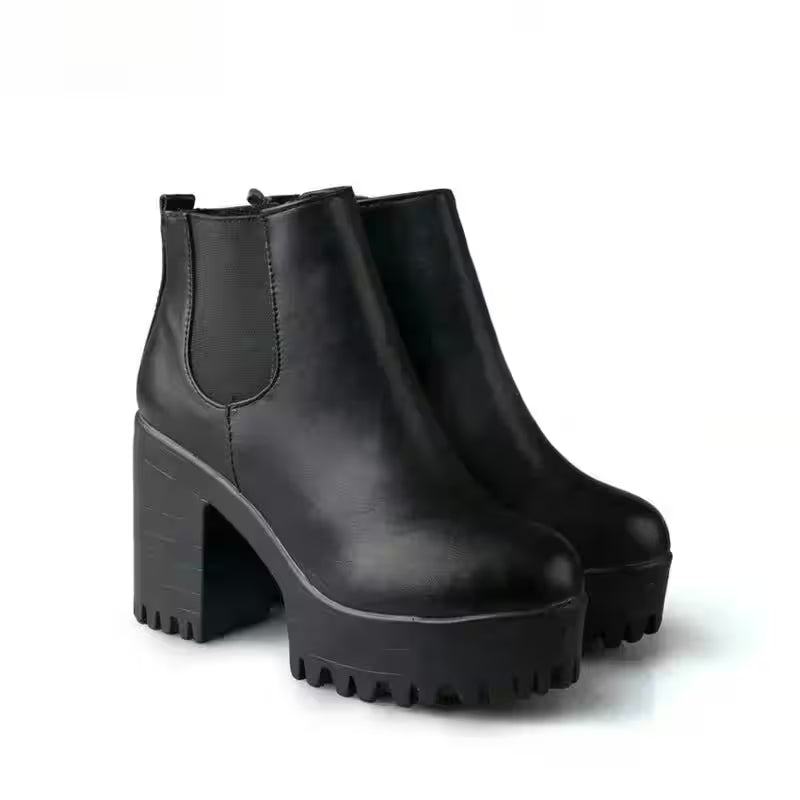 Boots Casual - Women's Fashion - View 3