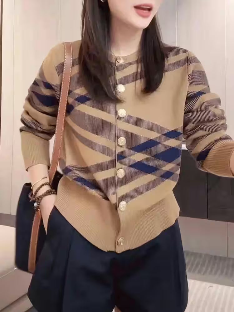 Cardigan Sweater Tops Knitwear - Additional View 4