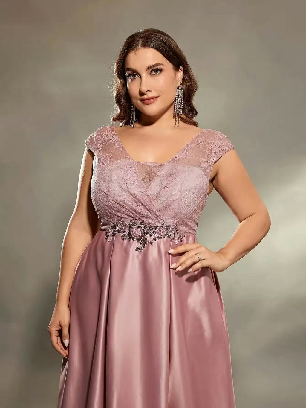 Plus-size hollowed-out shoulder lace chest dress - Women's Fashion - View 3