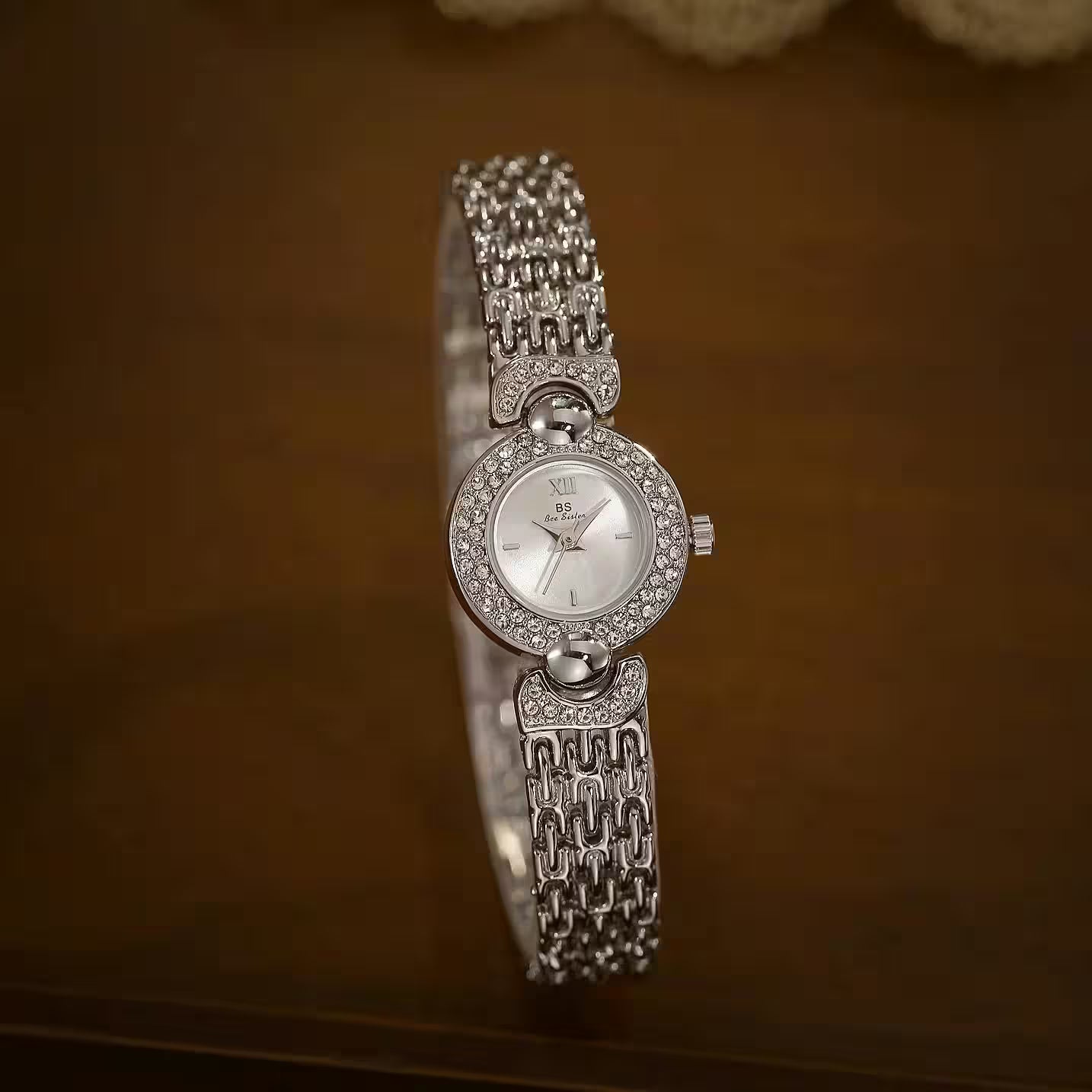 Wristwatch Luxury Vintage Gold Watch Retro - Additional View 9