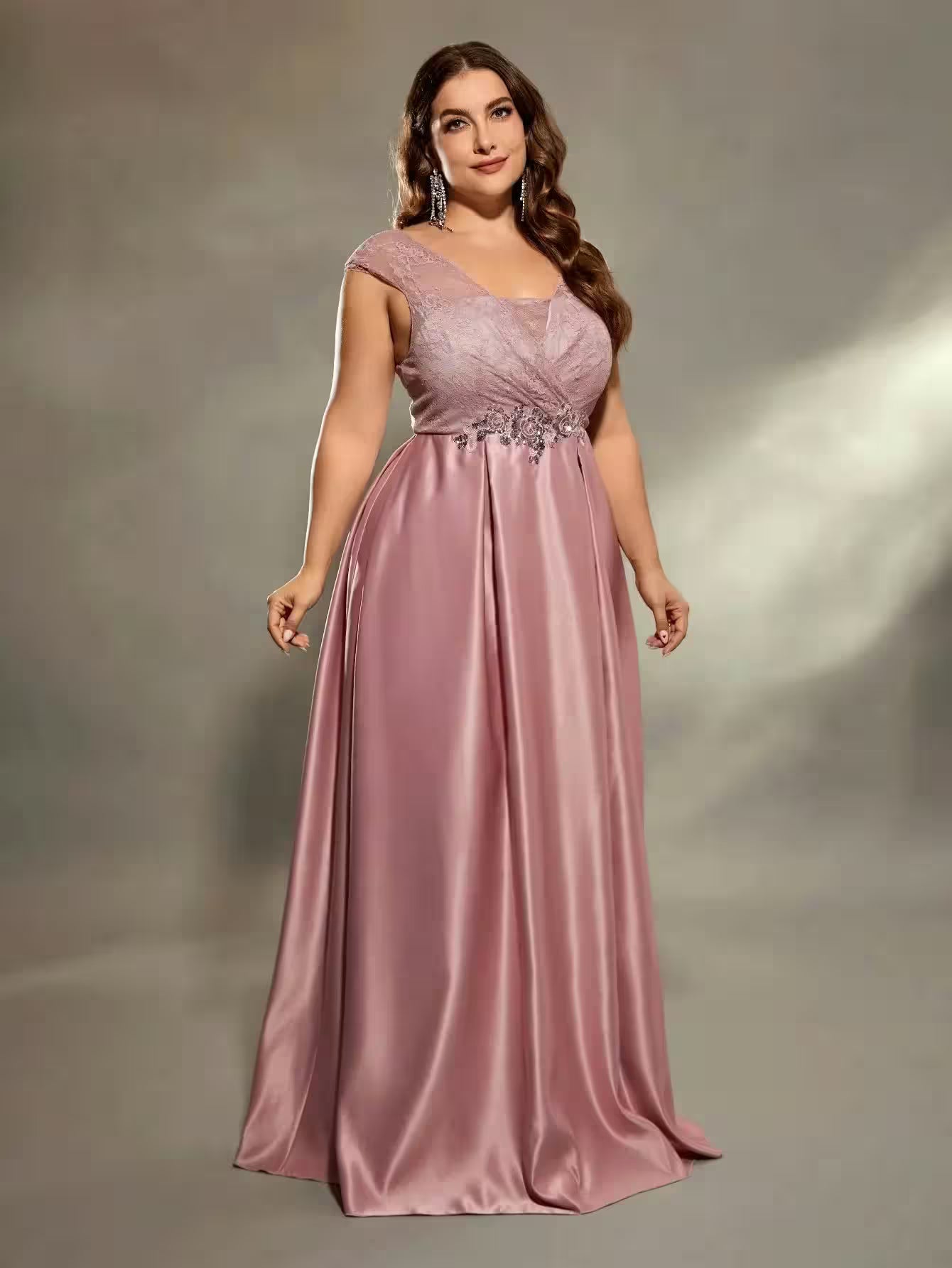 Plus-size hollowed-out shoulder lace chest dress - Women's Fashion - View 4