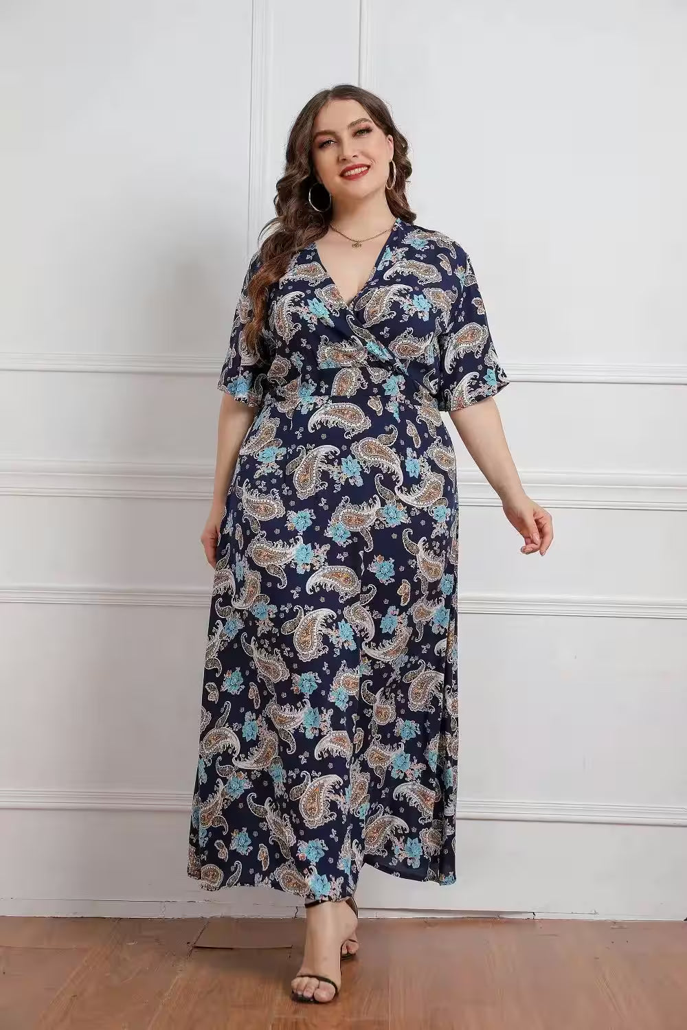 Plus Size Floral Print Short Sleeve Bohemian - Additional View 2