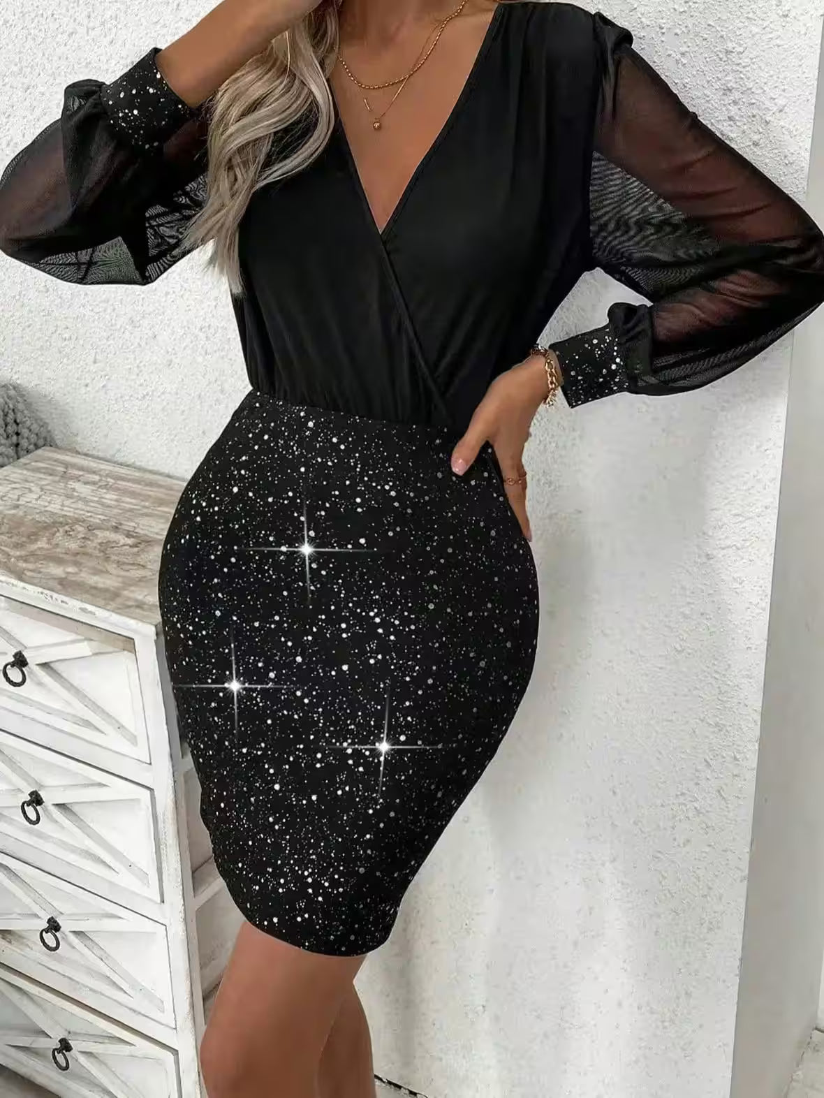 Sexy and elegant women's dress V-neck - Additional View 5