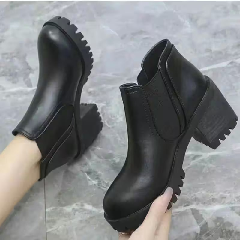 Women's Shoes - Detail View