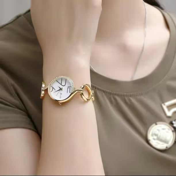 Dresses - Gold watch luxury fashion diamond for Women