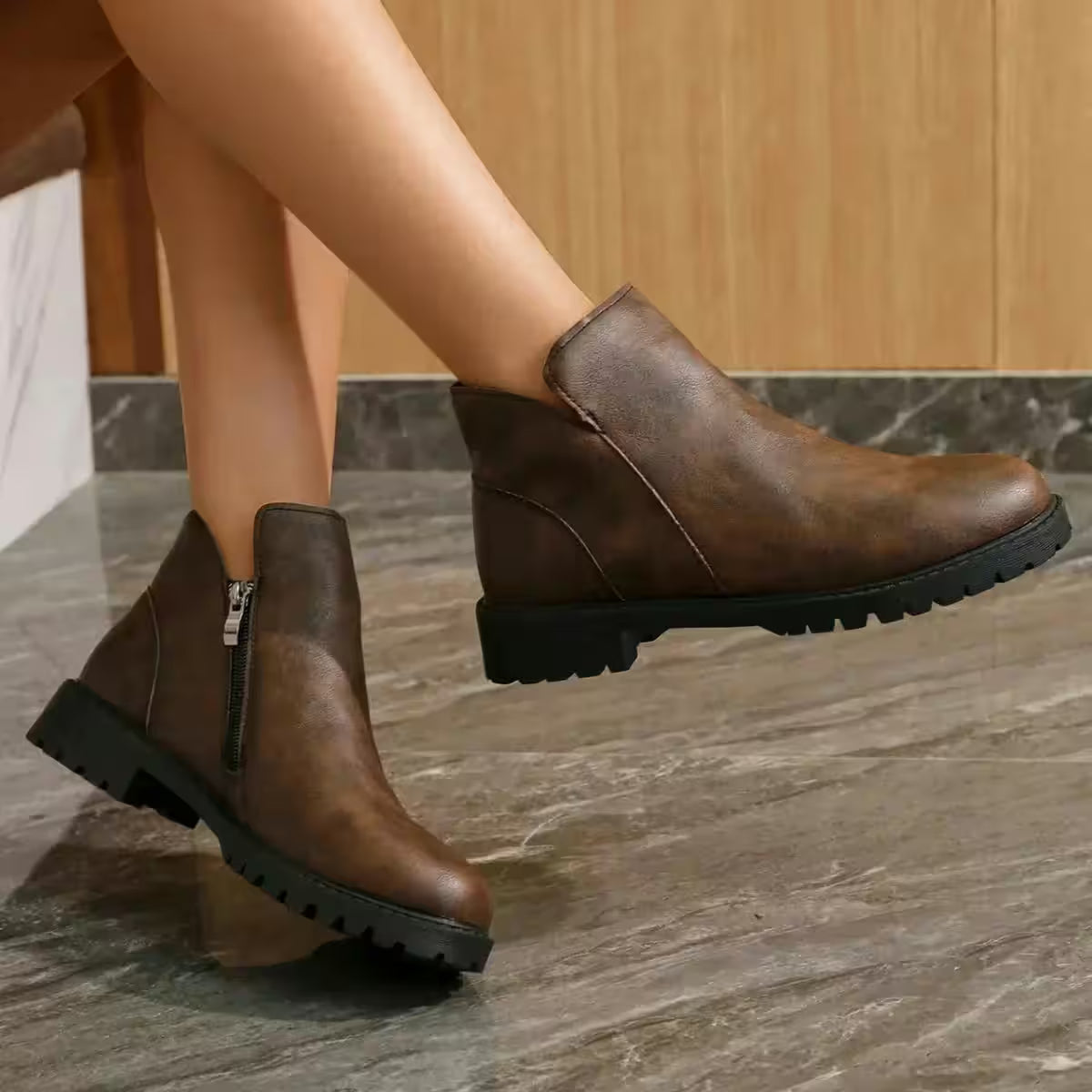 Boots Casual - Women's Fashion - View 3
