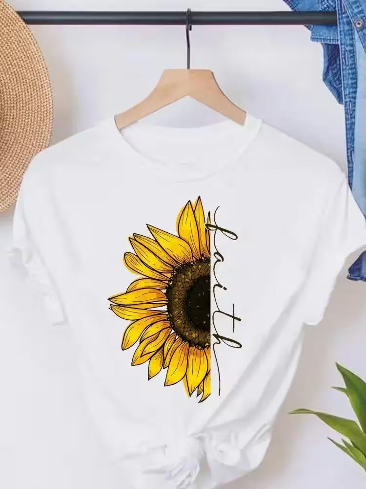 Plus Size Graphic Tee Clothes 90s Sweet Love - Additional View 11