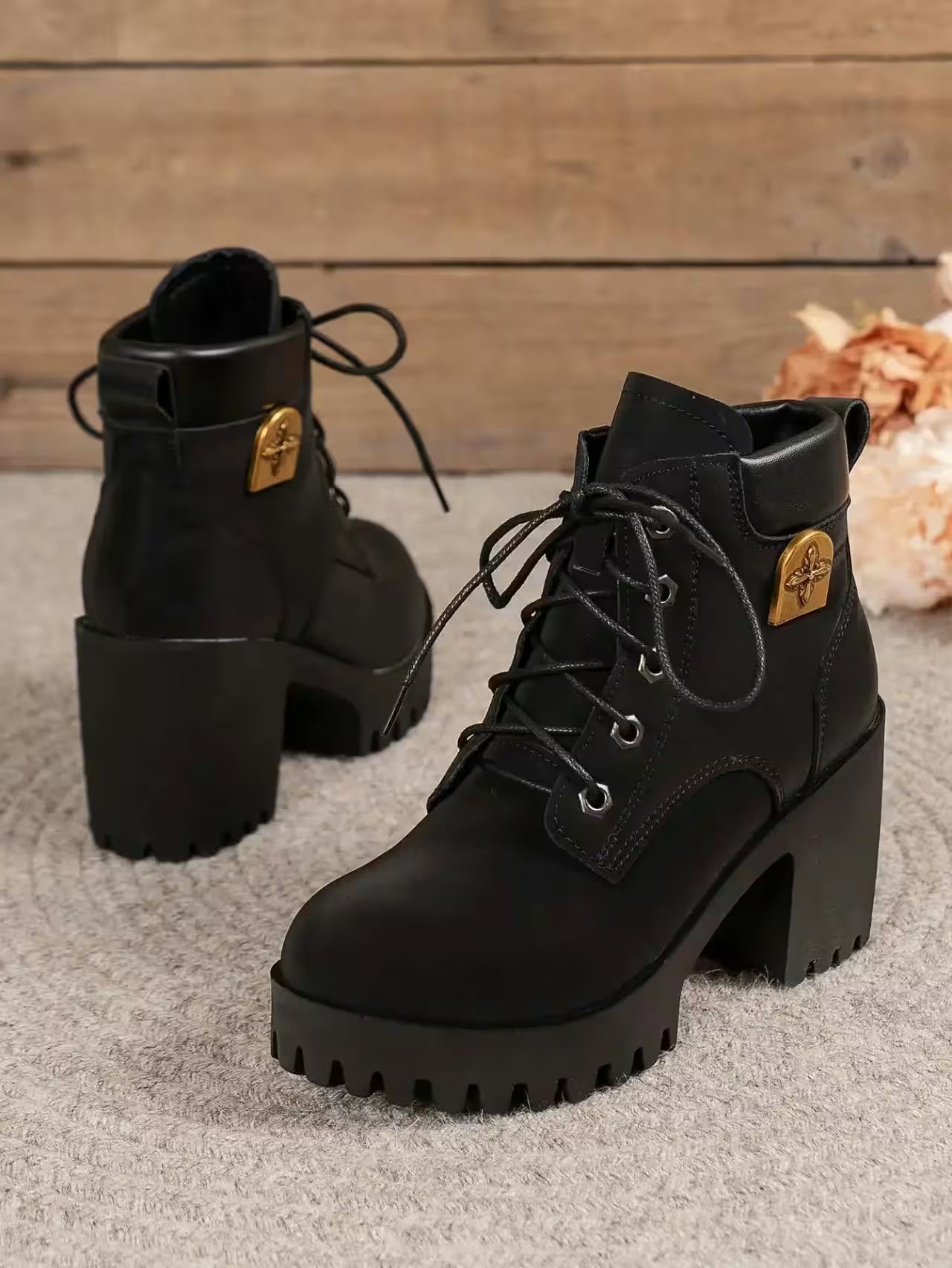 Retro Round Toe Chunky Heels Ankle Boots - Additional View 8