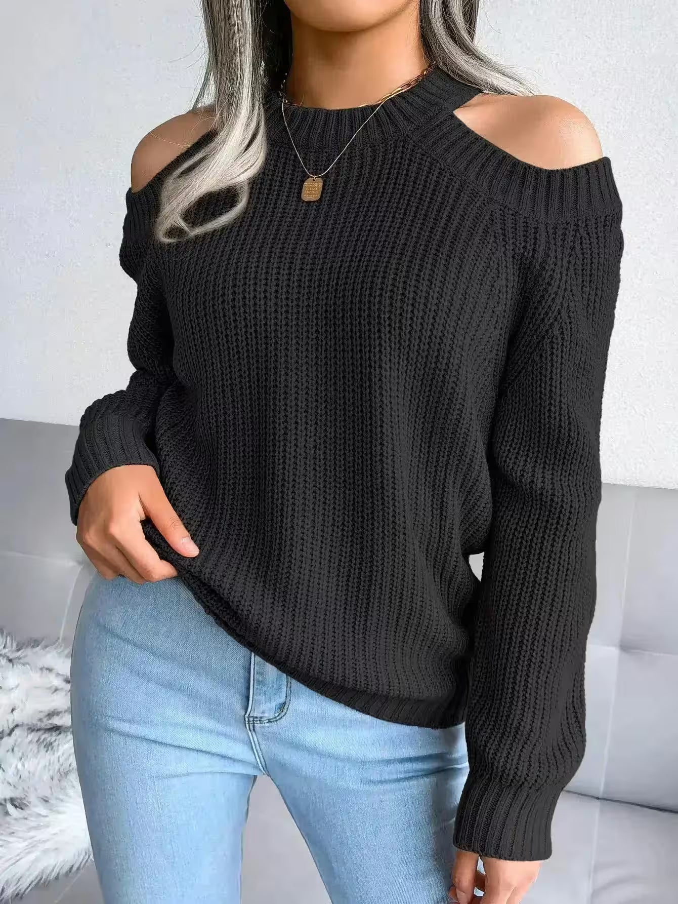 Casual Long Sleeve Knitted Pullover - Women's Fashion - View 4