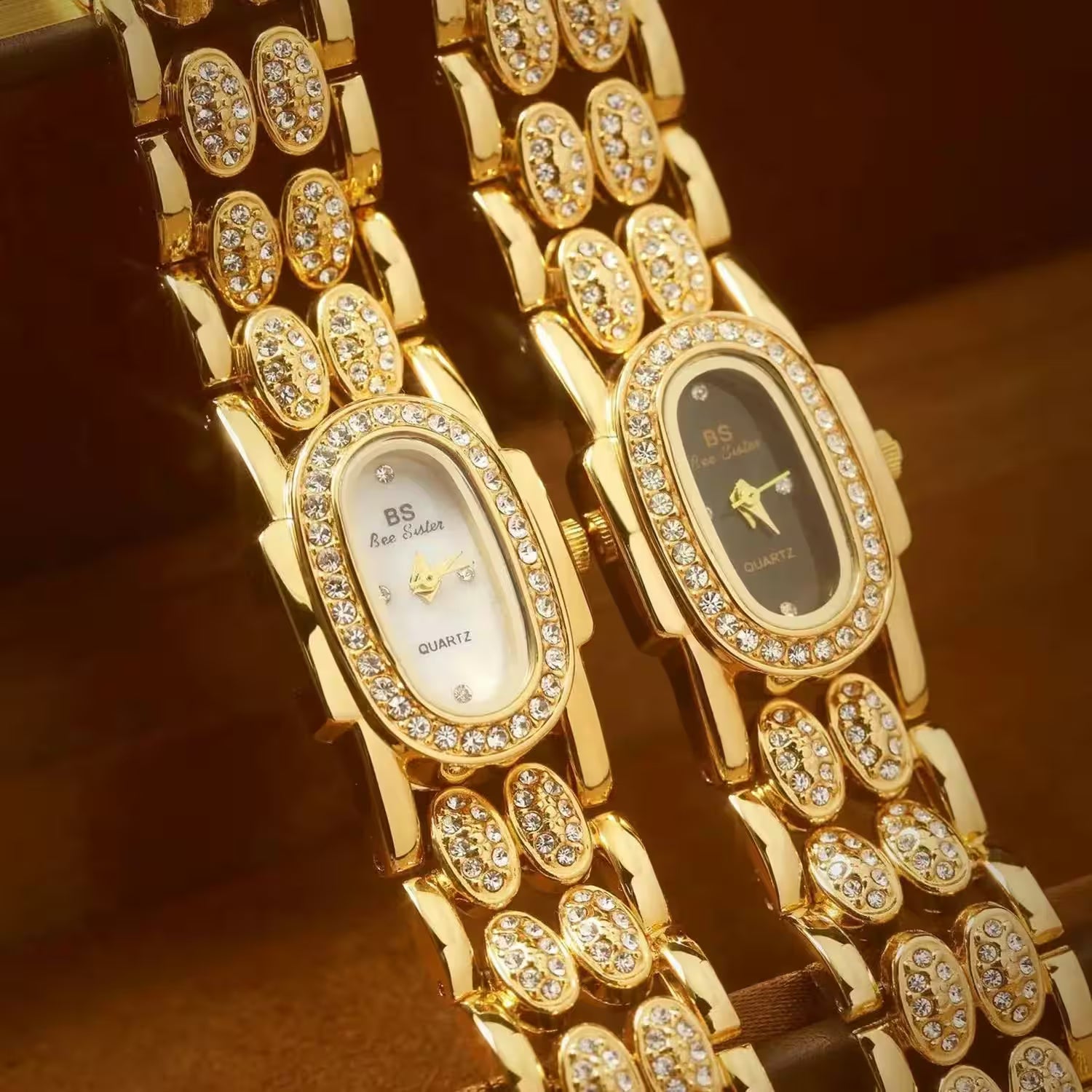 Watches  Luxury Diamond Quartz Gold Bracelet - Women's Fashion - View 4