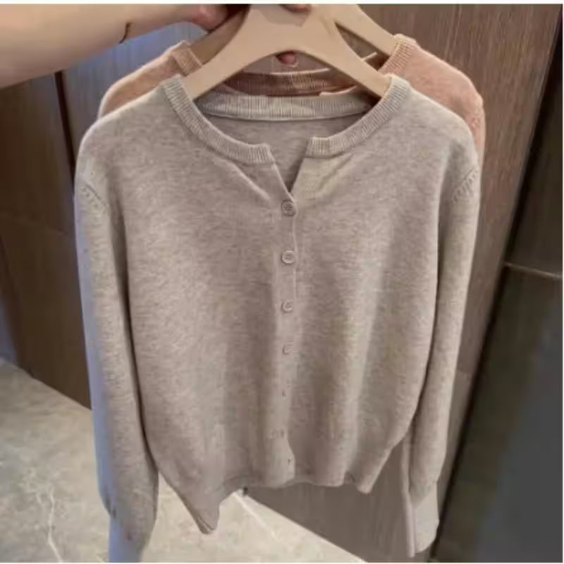 Short Cashmere Sweater Round Neck - Additional View 5