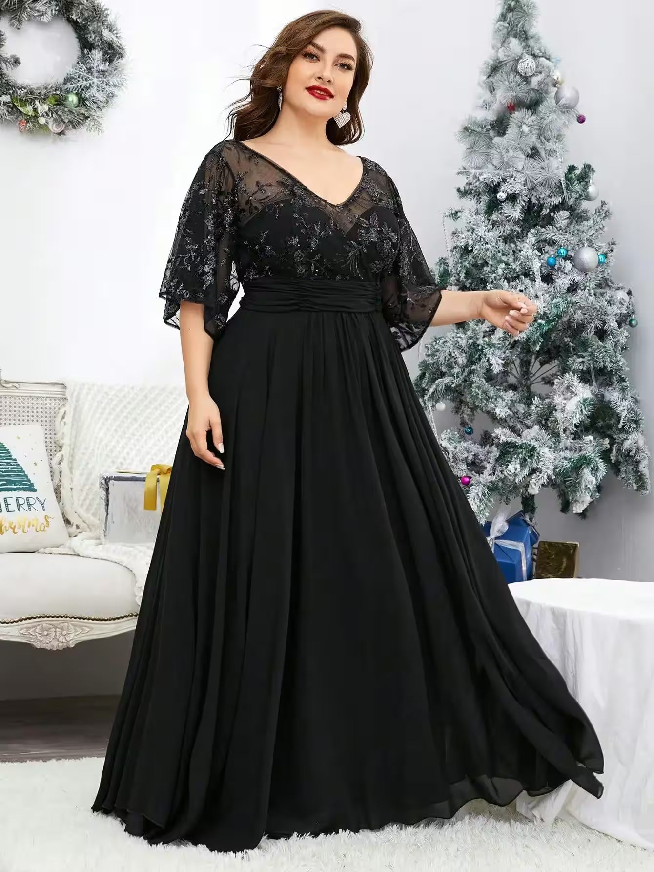 Dresses - Plus size V-neck chiffon Evening gown dress