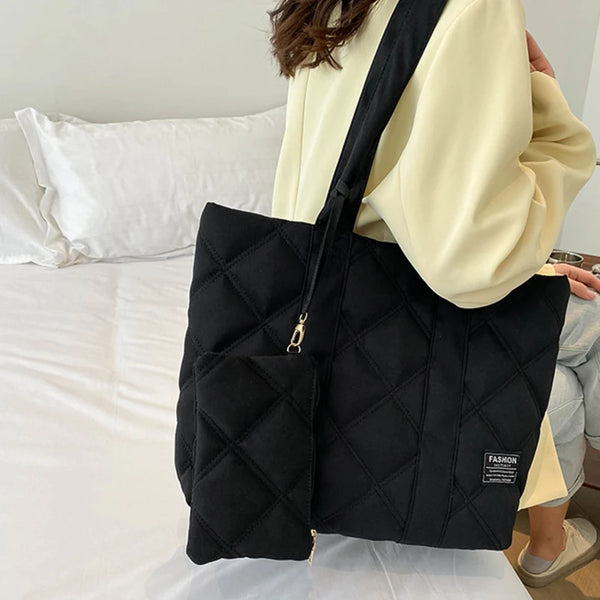 Casual Tote –Elegance Meets Versatility