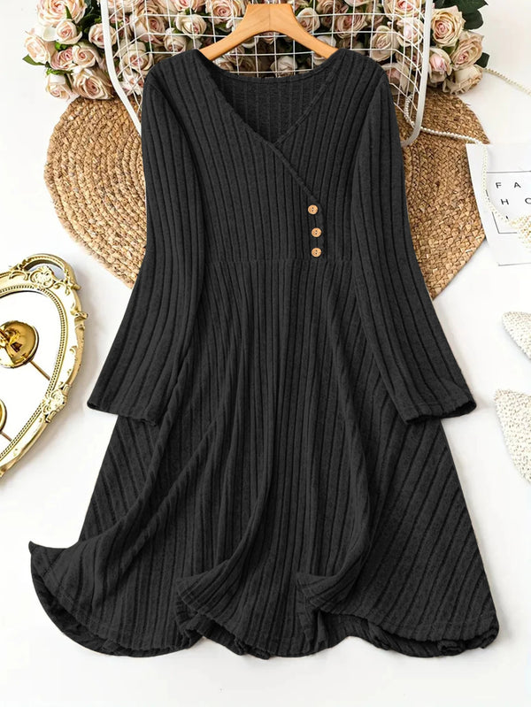 Dress Elegant Casual with a modern and chic appeal