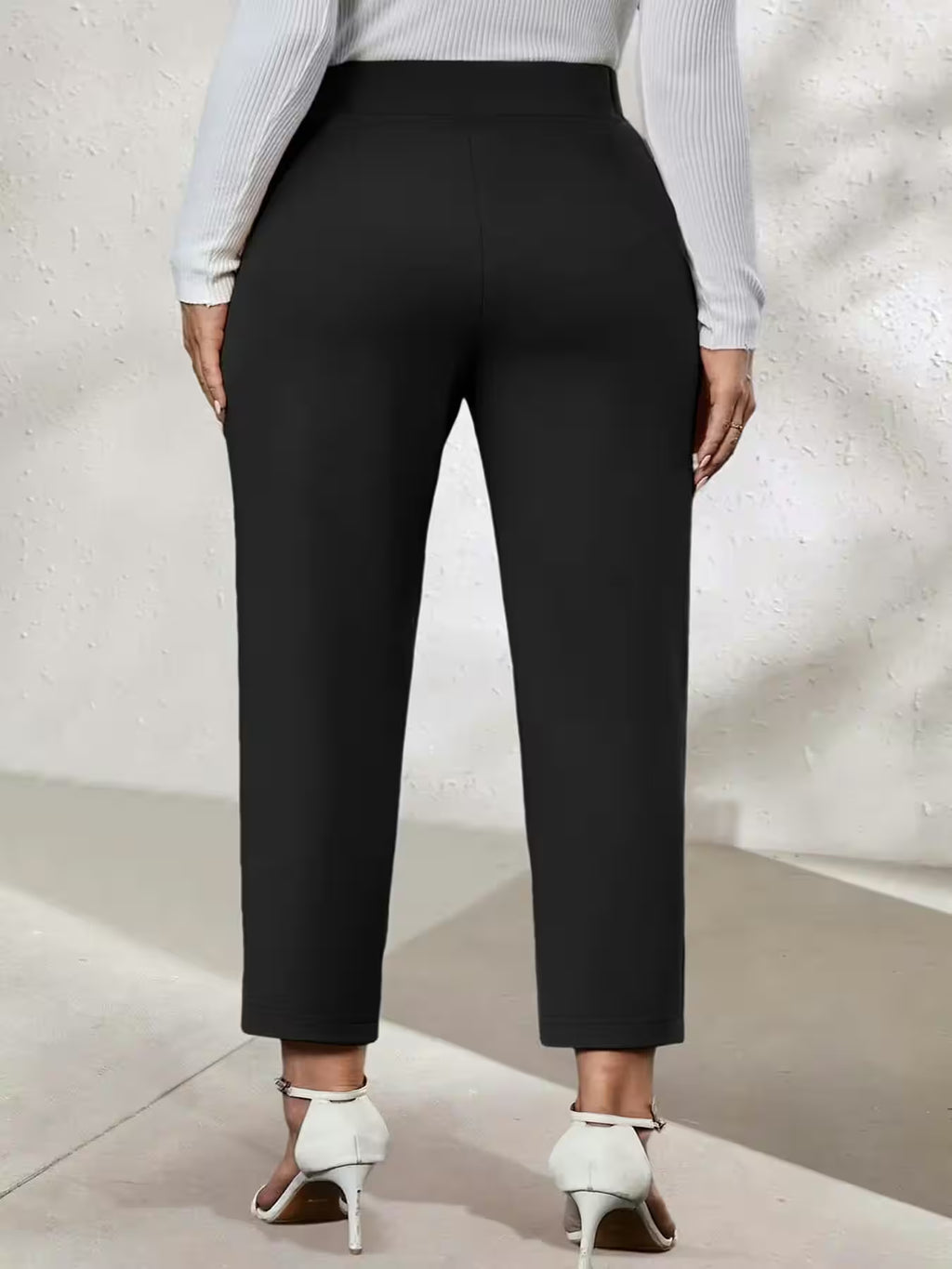 Plus size daily commuting knitted commuter leggings. - Additional View 3
