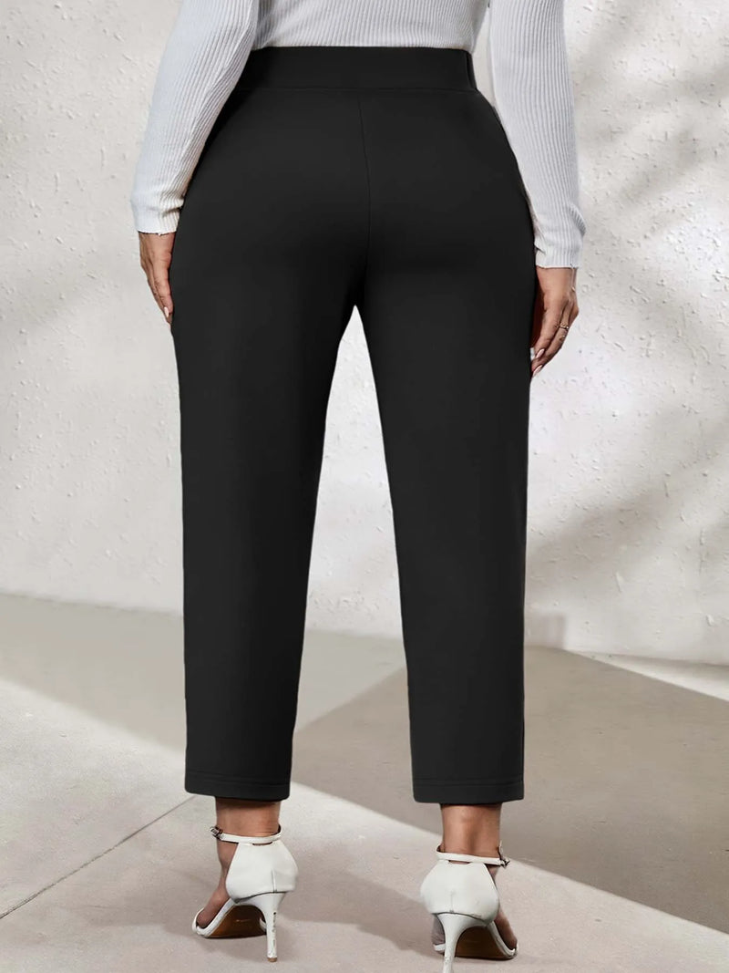 Plus size daily commuting knitted commuter leggings.