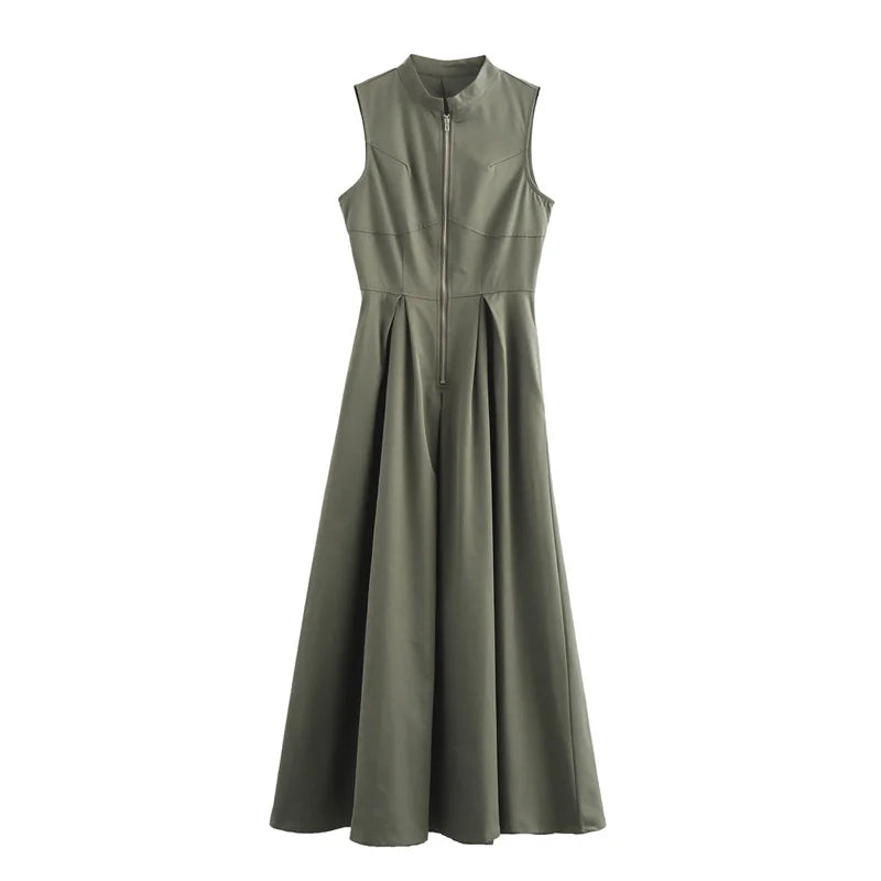 Dress Elegant designed to highlight femininity with sophistication