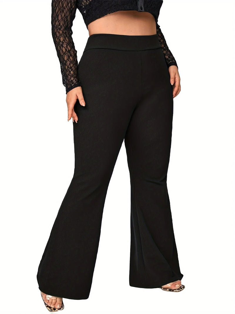 Plus-size British street style fashion flared pants