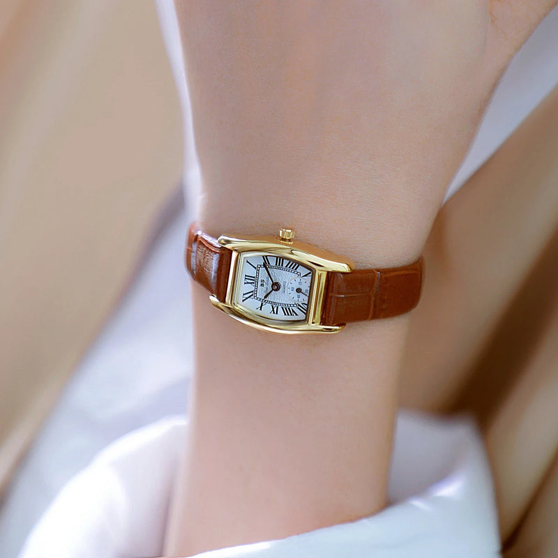 Watches Fashion High Quality Retro Leather Strap Quartz