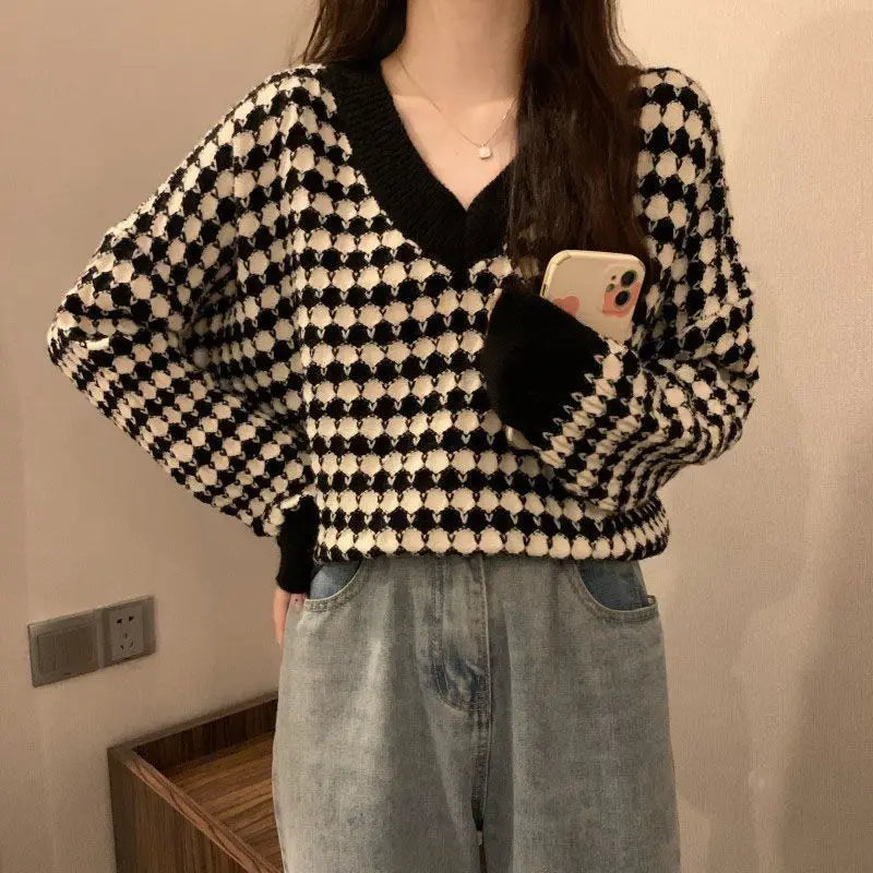 V-Neck Loose Clothing Bat Sleeve Sweater Spring