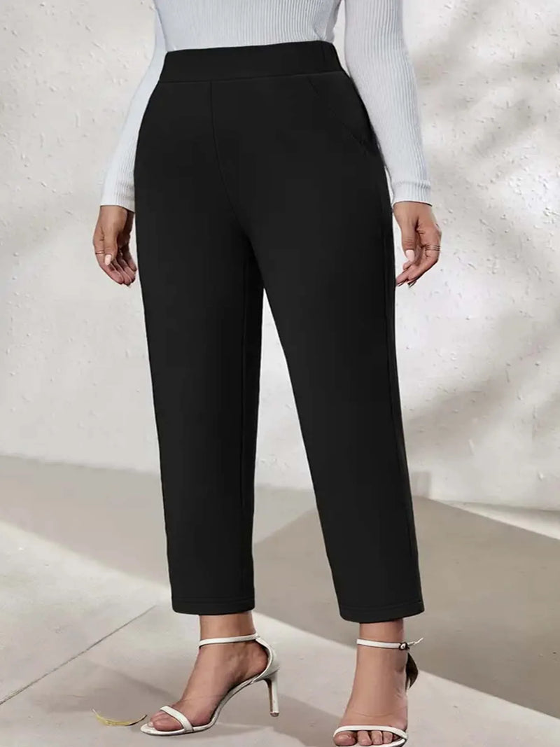 Plus size daily commuting knitted commuter leggings.