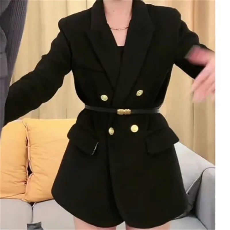 Coat Comes With Belt A Vintage Wool  Autumn And Winter