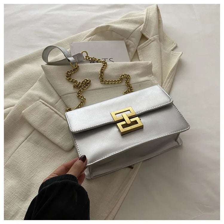 Bags The Epitome of Street Chic