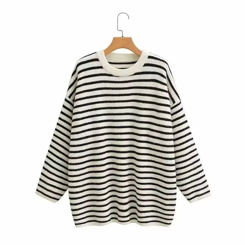 Plus Size Sweater Roomy Mid-Length Crew Neck