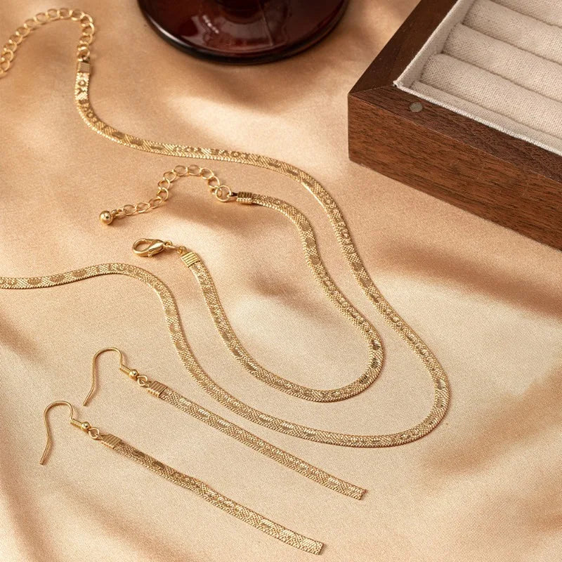 Set Heart Shape Retro Simple Fashion