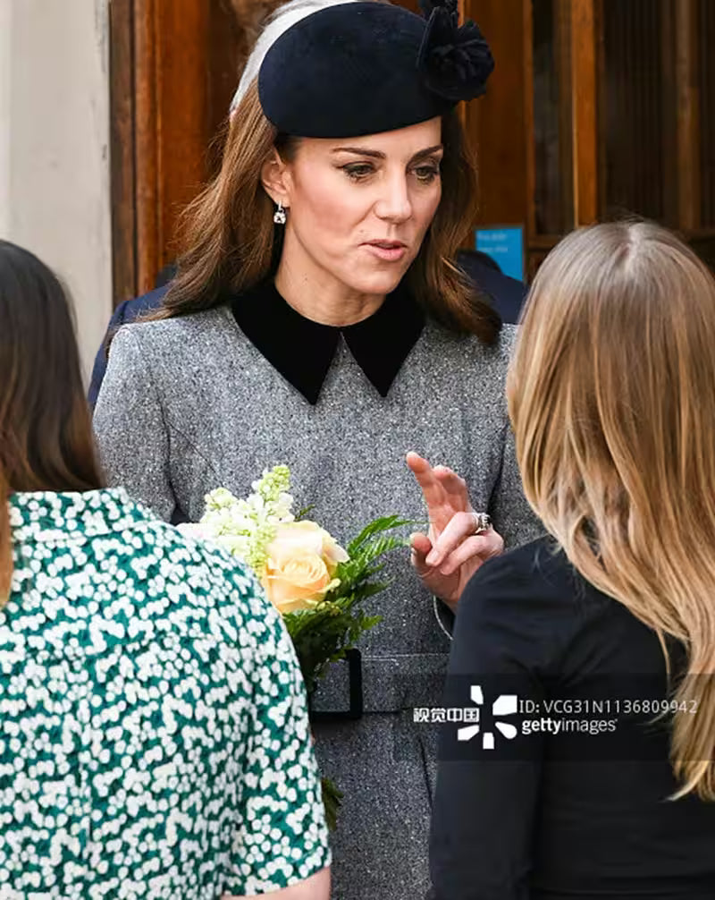 Dresse New Kate Middleton Princess Gray - Additional View 4