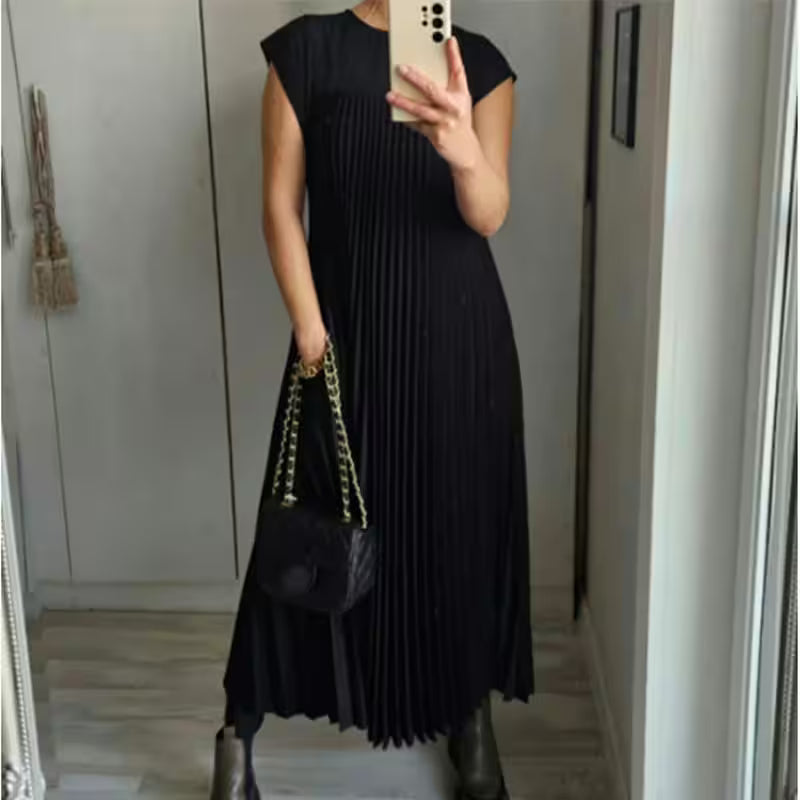 Spliced Pleated Maxi Dress - Women's Fashion - View 3