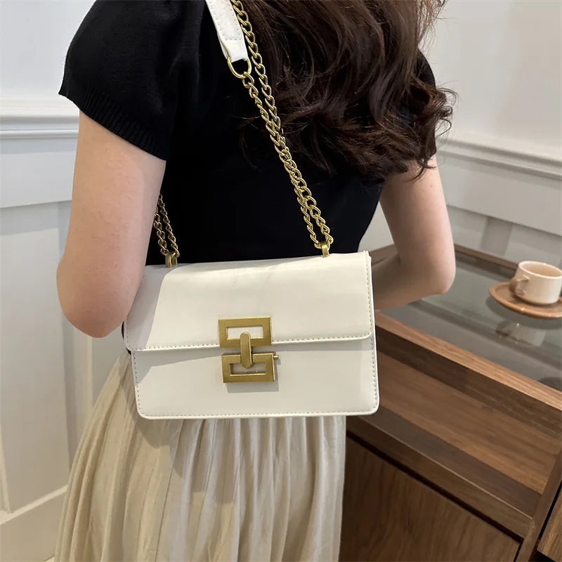 Bags The Epitome of Street Chic