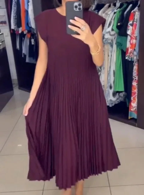 Dress fashion O-Neck Sleeveless Pleated Maxi