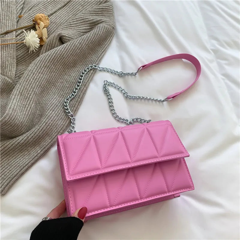 Crossbody Bag Style & Functionality