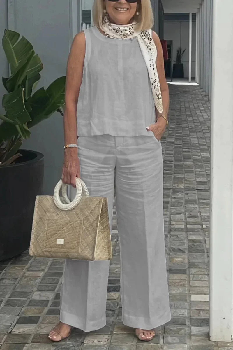 Plus-size casual fashion sleeveless loose