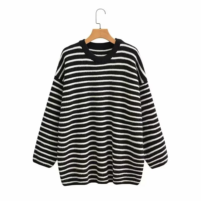Plus Size Sweater Roomy Mid-Length Crew Neck