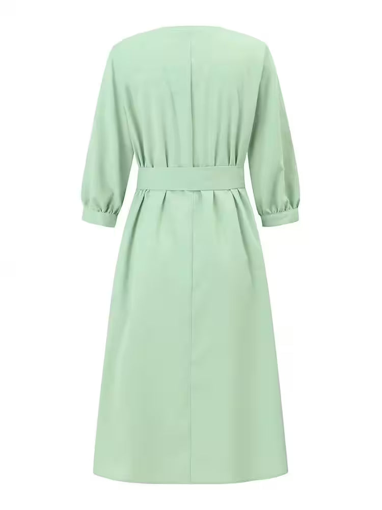 Plus Size Elegant Fashion Midi Dress - Additional View 4