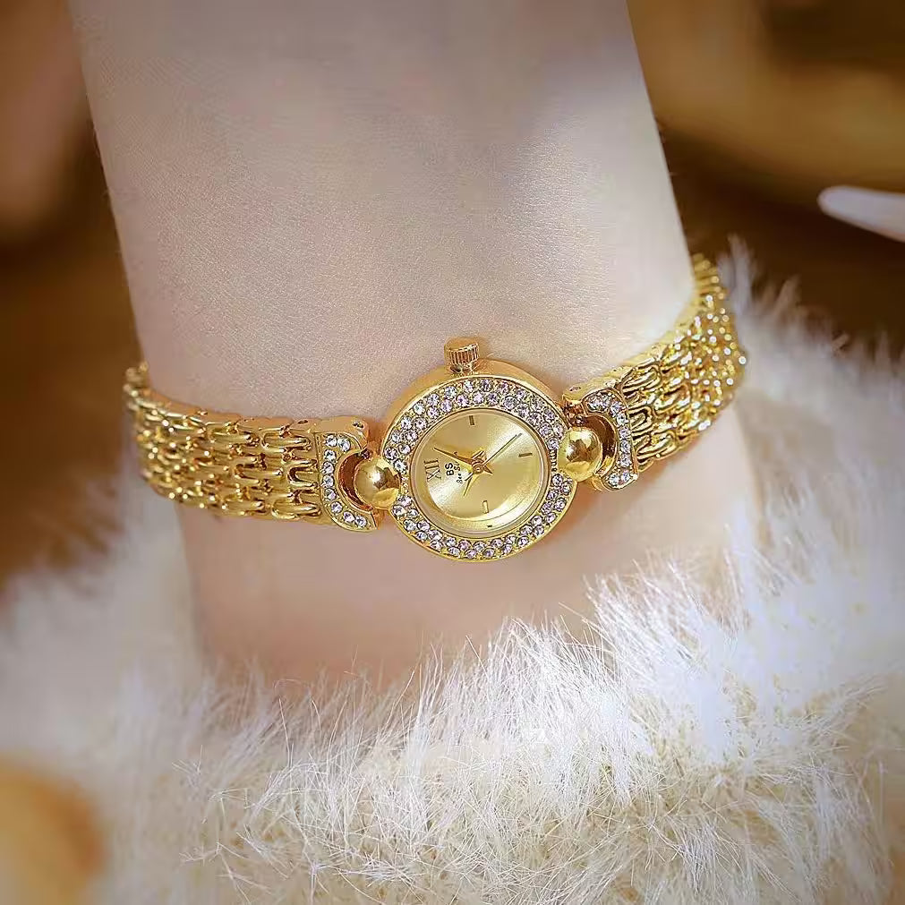 Rings - Wristwatch Luxury Vintage Gold Watch Retro