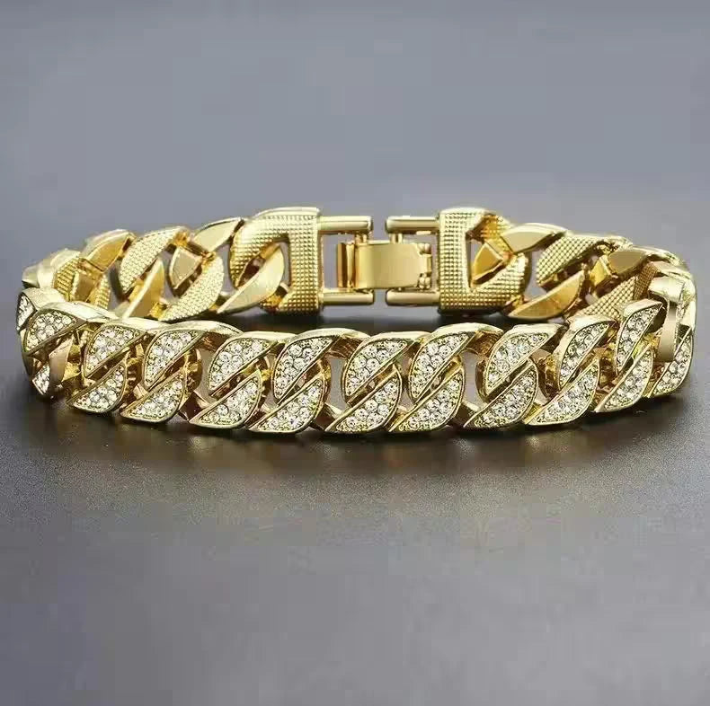 Bracelets - Women's Fashion - View 7