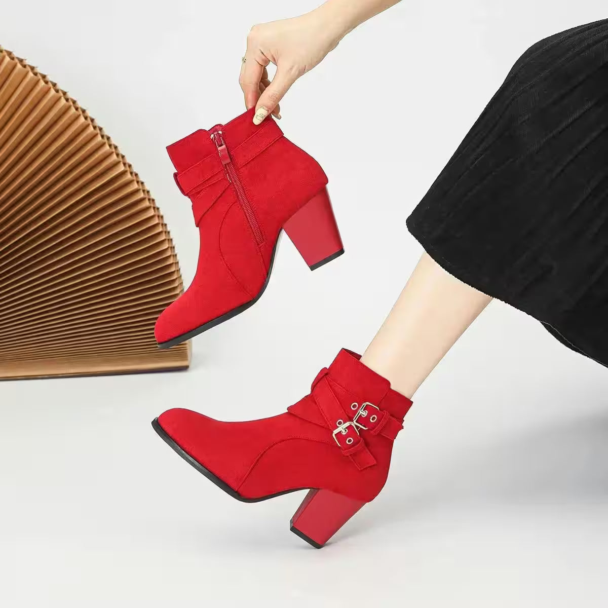 Boots 2025 New 41/42/43 Fashion Coarse - Additional View 14
