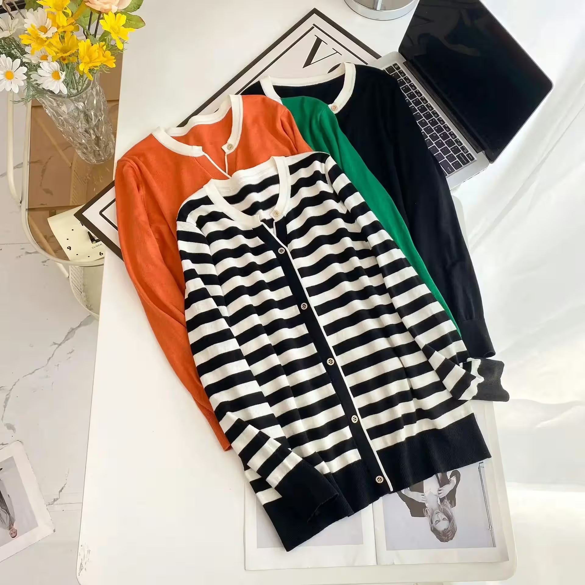 Plus Size  V-Neck Stripe Knitted Pullover - Additional View 3